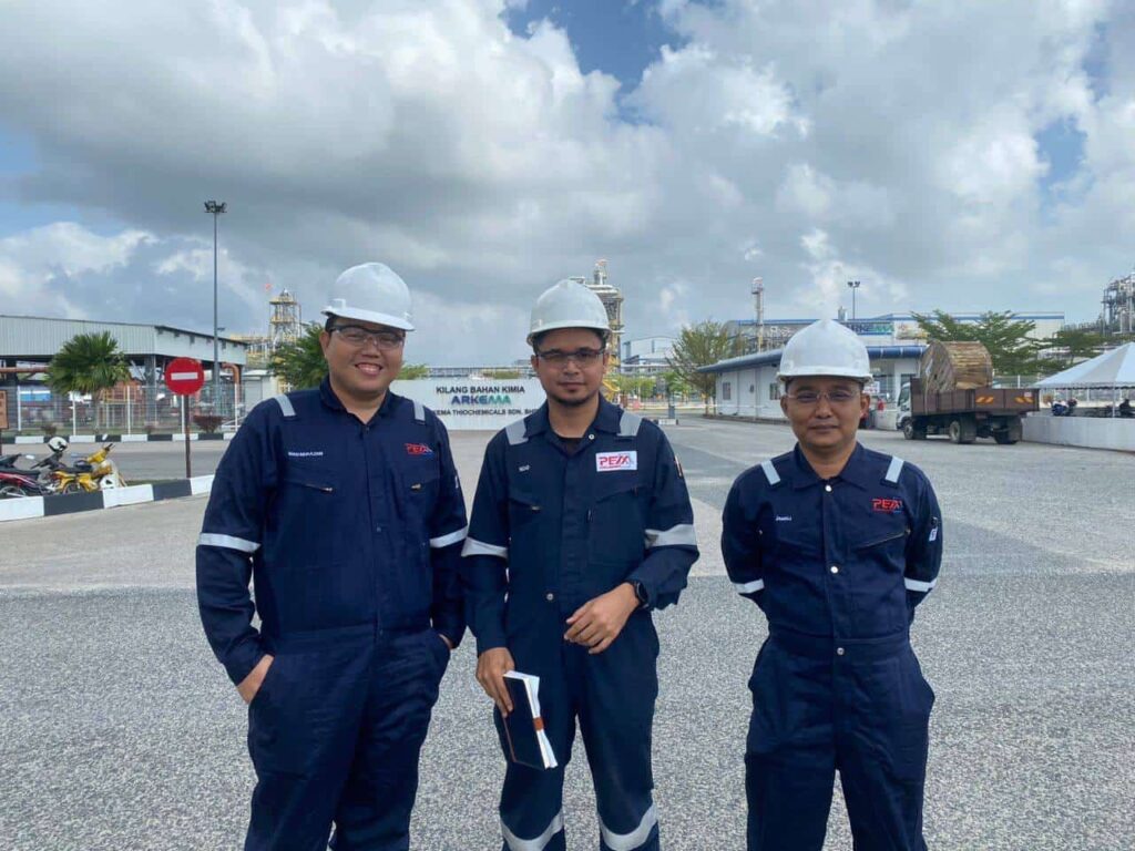 P-Excell engineers on site